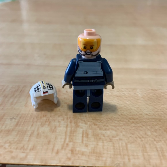 Star Wars Y-wing pilot (from rogue one) Lego minifigure - Picture 3 of 3